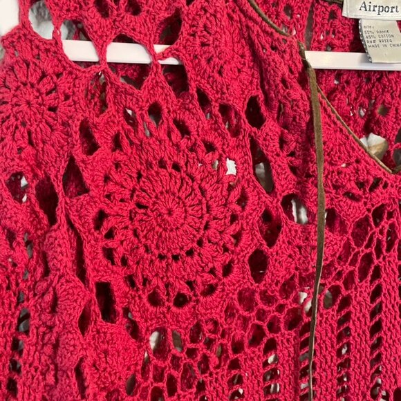 Airport Red Crochet Knit Suede Boho Flowy Festical Ramie Cotton Top | Large - Picture 3 of 5